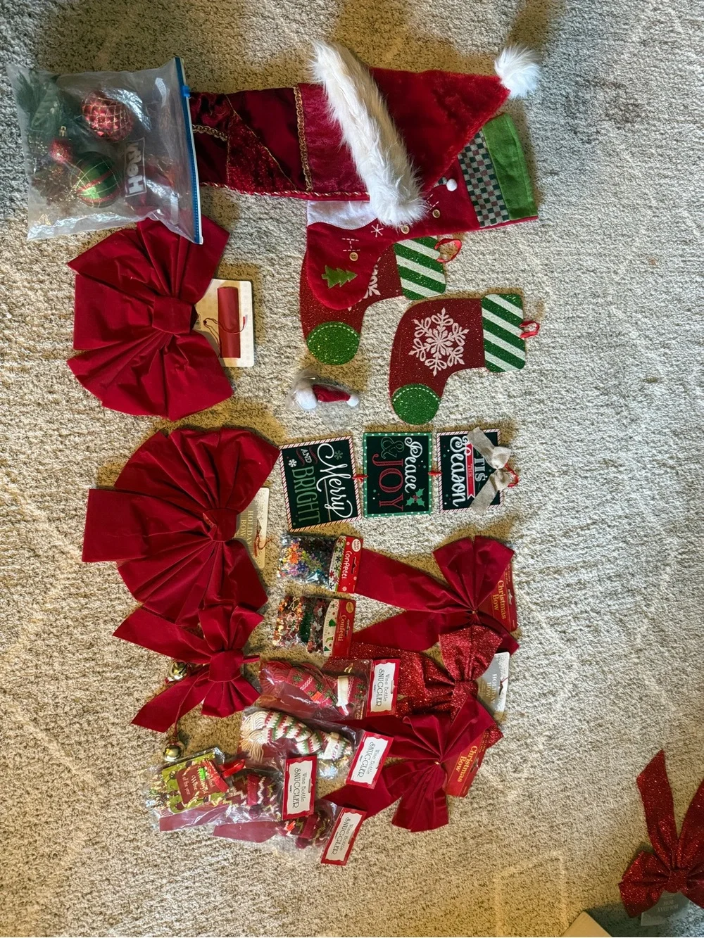 Huge Lot of Christmas Decorations, Wine Snuggles & Charms NWT’s